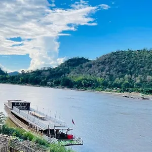 Thida Mekong Riverside Bed and breakfast