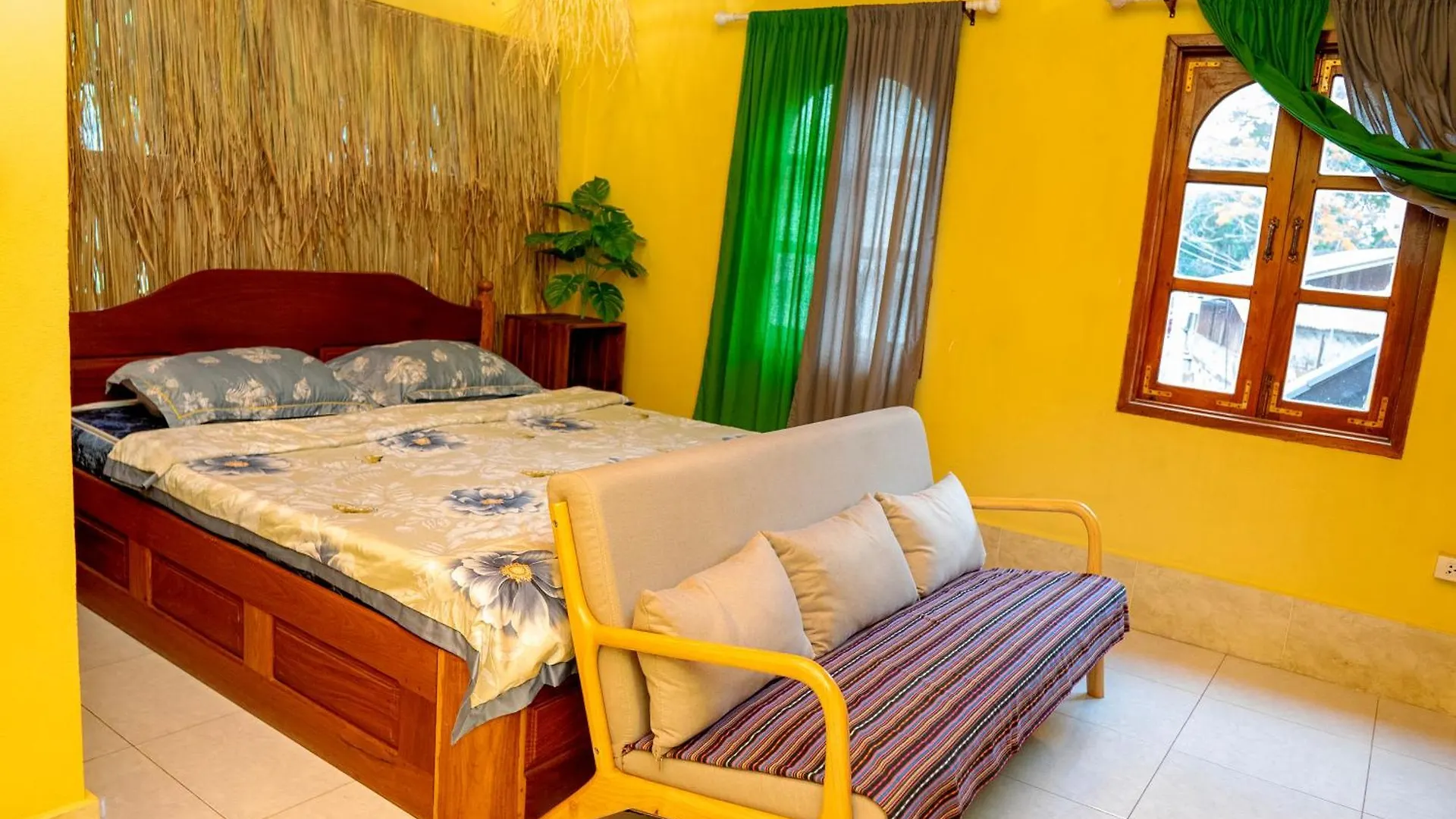 La Casa Nostra Hostel Luang Prabang