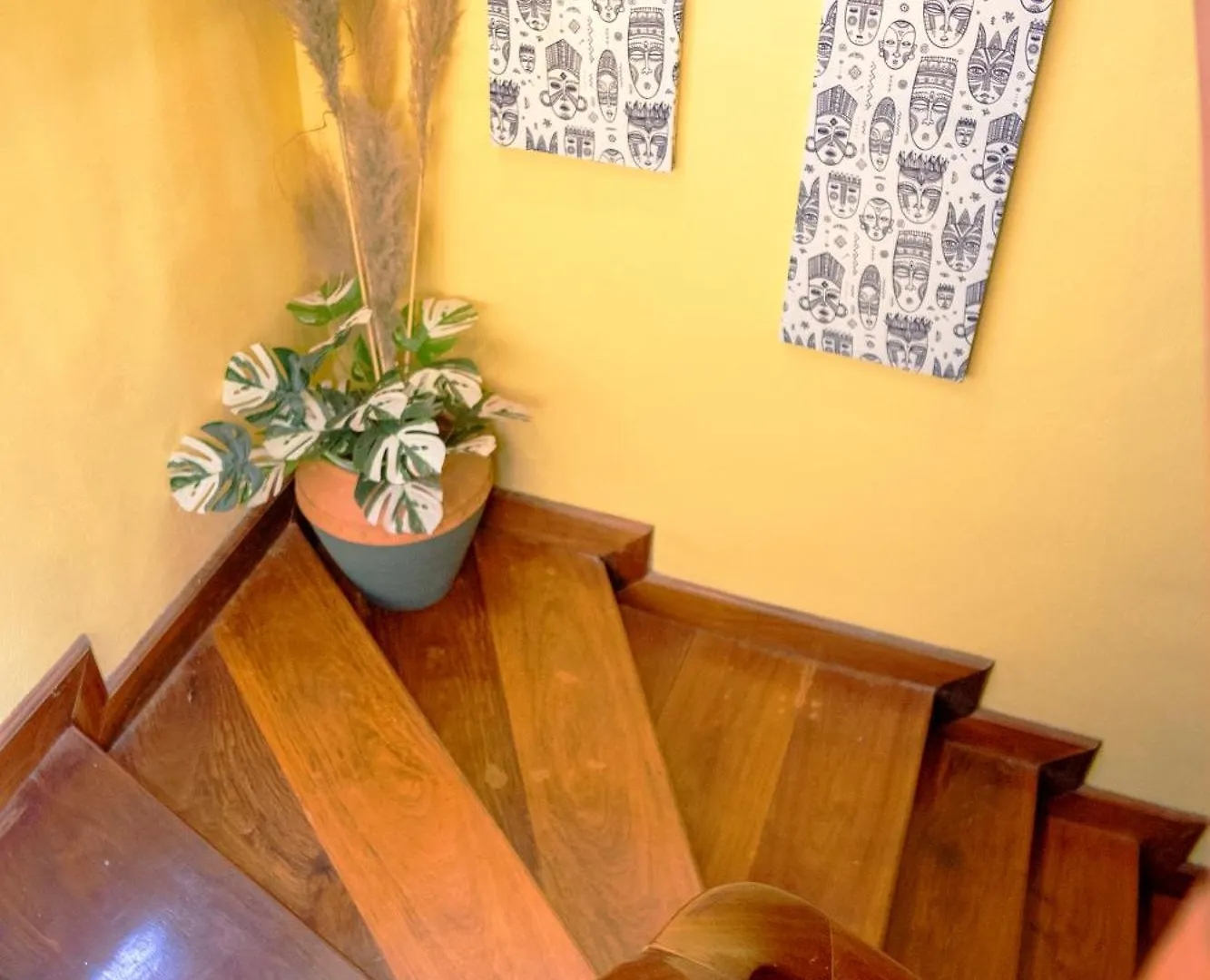 La Casa Nostra Hostel Luang Prabang Laos